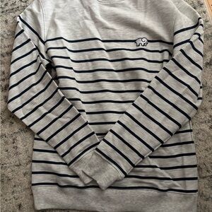Ivory Ella Light Gray Sweatshirt